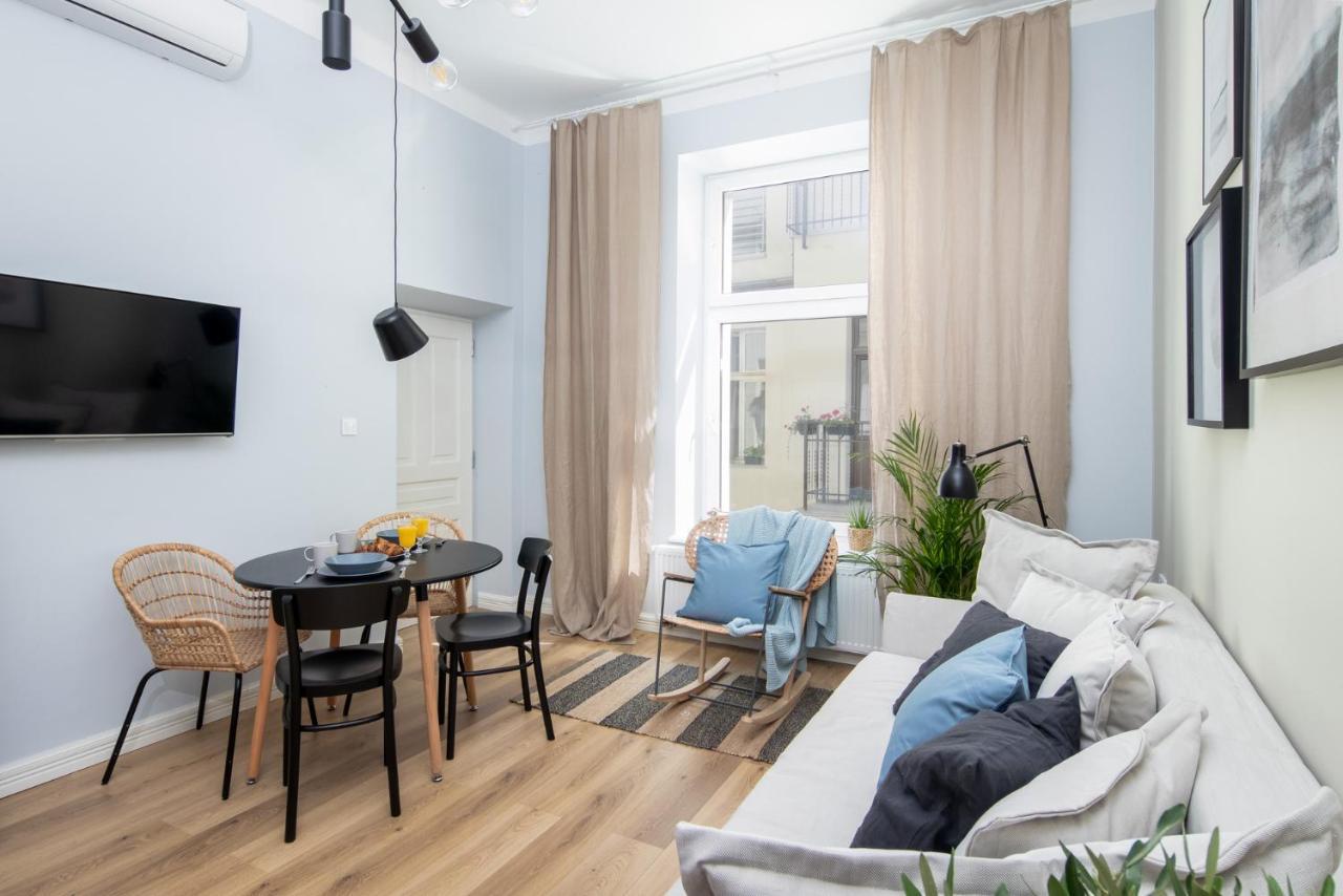 Barbacan Suites - Old Town Apartments - By Upstairs Krakkó Kültér fotó